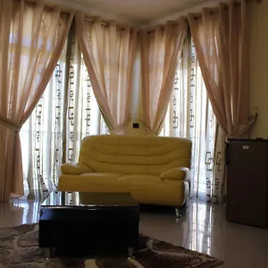 Hotel Ani **